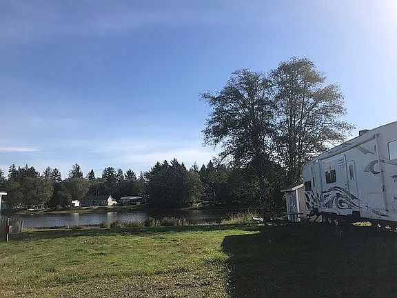 2nd image of 24020 Birch Pl