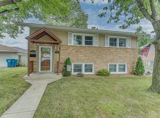 11721 S Tripp Ave, Alsip, IL 60803