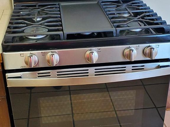 New gas range