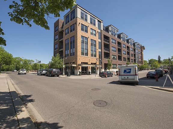 5th image of 4525 Park Commons Dr Unit 303