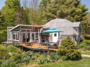 62 Orchard Ln, Hope, ME 04847