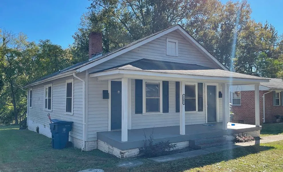 1 bed, $975 — Photo 1