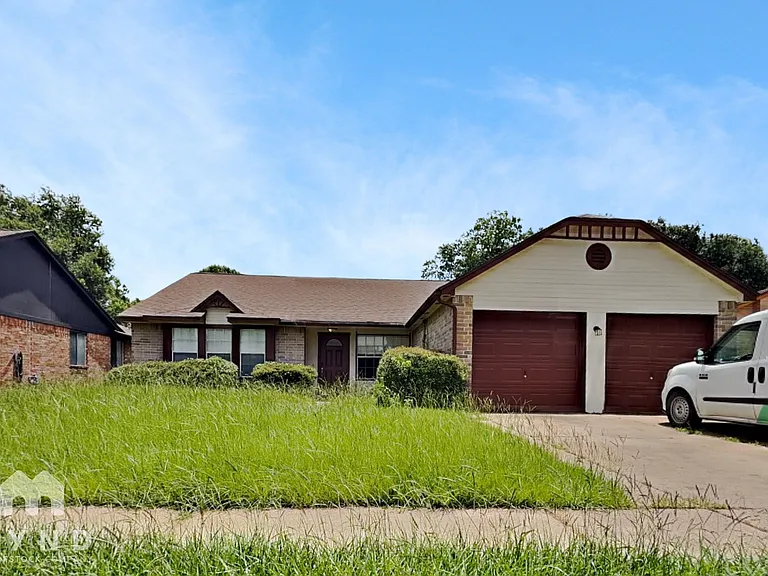 3218 Sedgeborough Cir — Photo 1