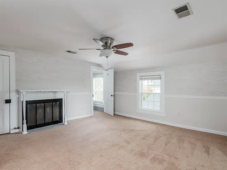 206 Oliver St — Photo 19
