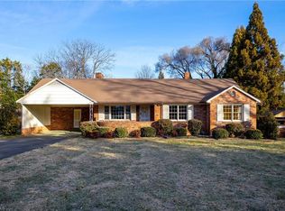 6104 Auburndale Dr, Greensboro, NC 27410