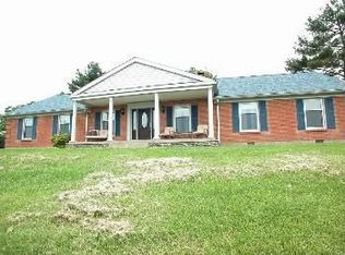 2801 Heights Ln, La Grange, KY 40031