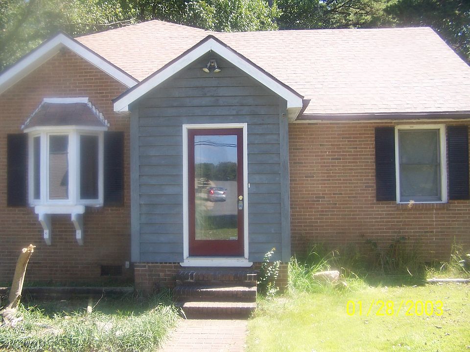 1st image of 7055 Dorn Cres