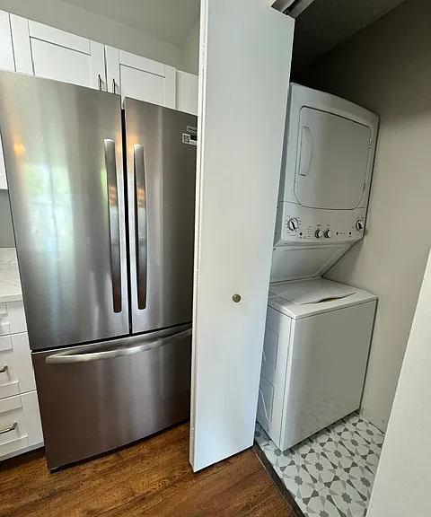 606 S Albany Ave #2 — Photo 4