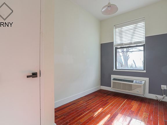 3rd image of 1434 De Kalb Ave #1B