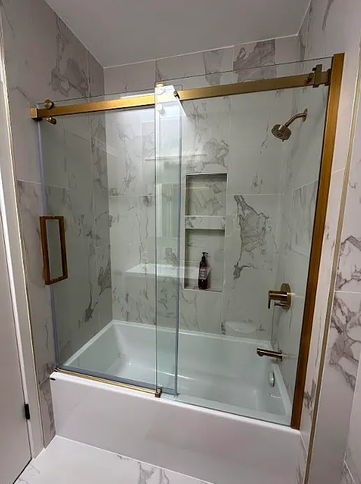 101 Lombard St — Photo 2