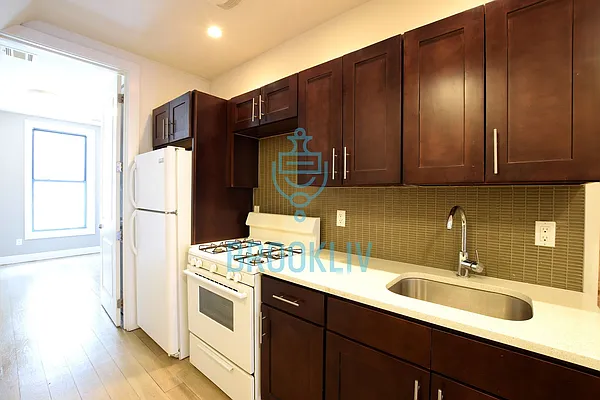 Rented by null | media 1