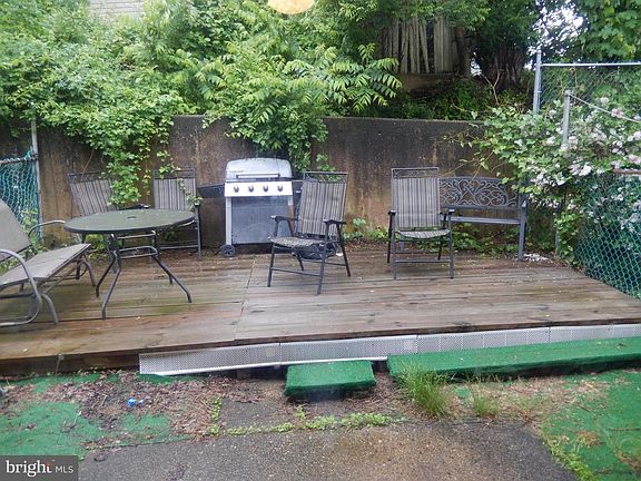 3rd image of 11120 Dora Dr