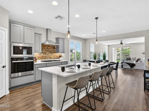 13461 W Cassia Trail, Peoria, AZ 85383