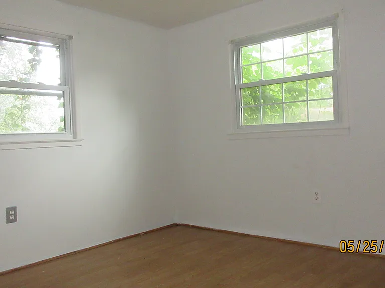 4419 Kentmore Dr — Photo 30