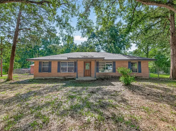 611 Dogwood Trl, Montgomery, TX 77316