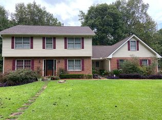 1401 Hunters Frd, Stone Mountain, GA
