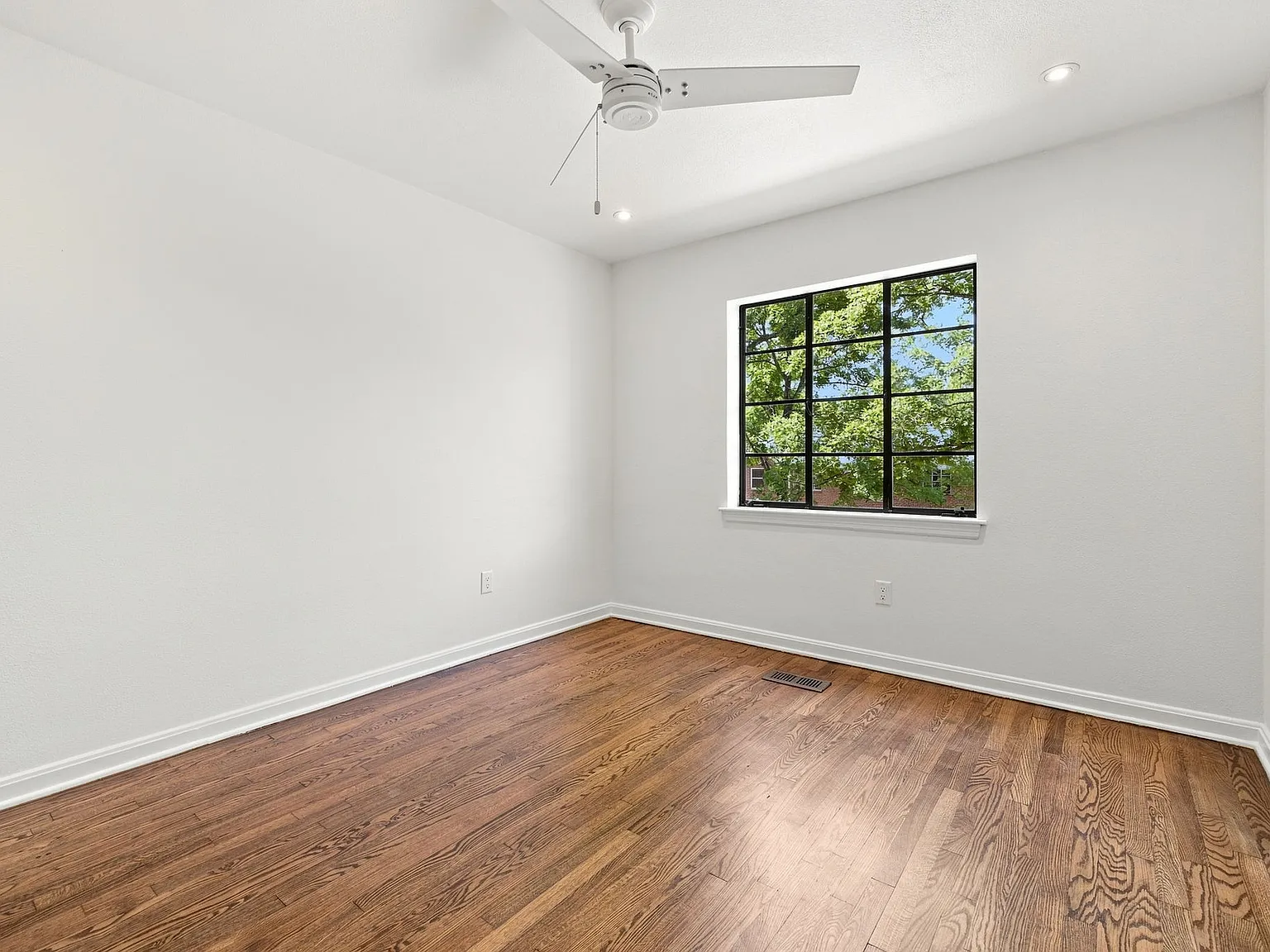1 bed, 506 sqft, $1,750 — Photo 4