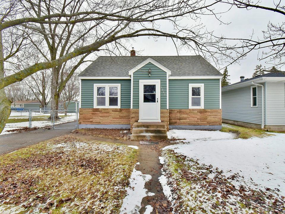 1st image of 1045 33rd Ave N