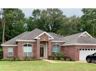 27049 Bit And Spur Dr, Daphne, AL 36526