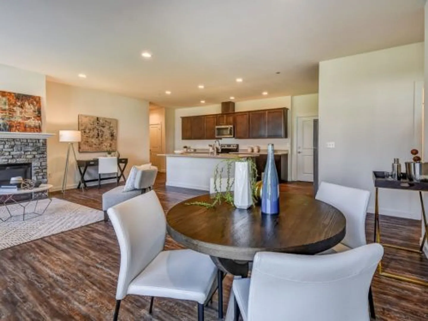 Orchard Place Townhomes — Photo 4