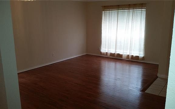 3rd image of 456 Round Rock Dr