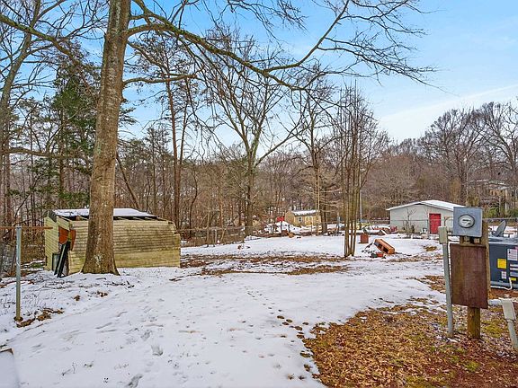 5th image of 516 Green Willow Dr