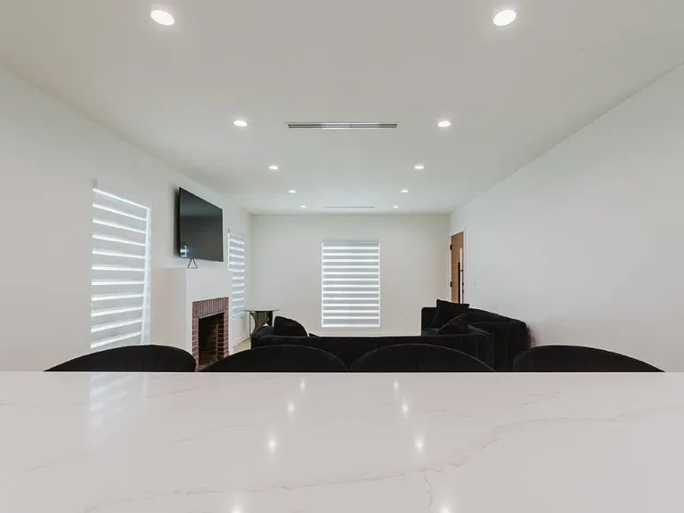 8119 Shadyglade Ave — Photo 23
