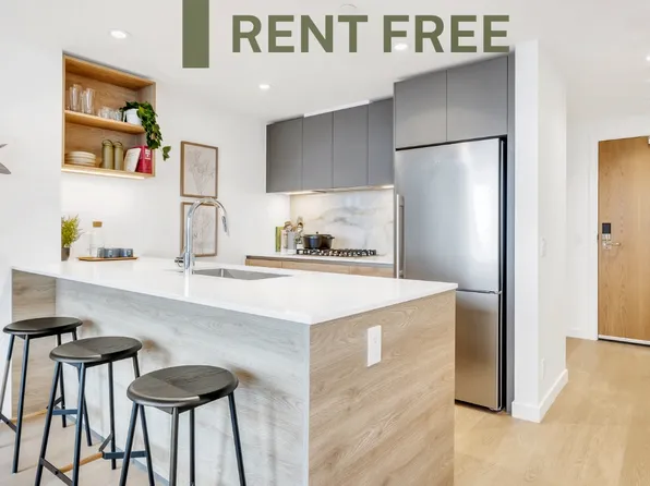 359 Tyee Rd, Victoria, BC V9A 0B5