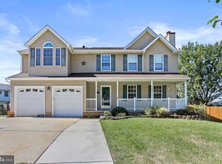 8 Brenda Lee Ct, Essex, MD 21221