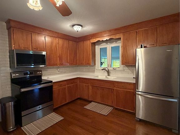 5th image of 92 Hollybrook Rd