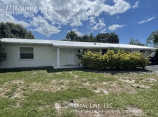 2716 Sunnyside St, Sarasota, FL 34239