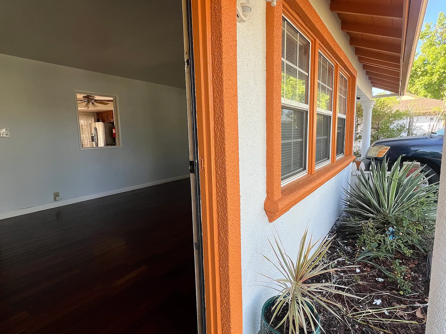 2 bed, 806 sqft, $2,800 — Photo 3