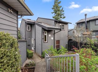 46 Falstaff Pl, View Royal, BC V9A 7A5