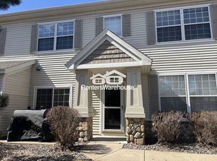11212 Aberdeen St NE UNIT E, Blaine, MN 55449