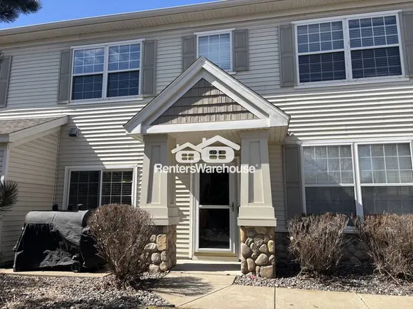 11212 Aberdeen St NE Unit E, Blaine, MN 55449