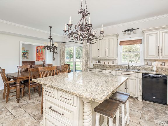 2nd image of 9134 Vaughn Rd