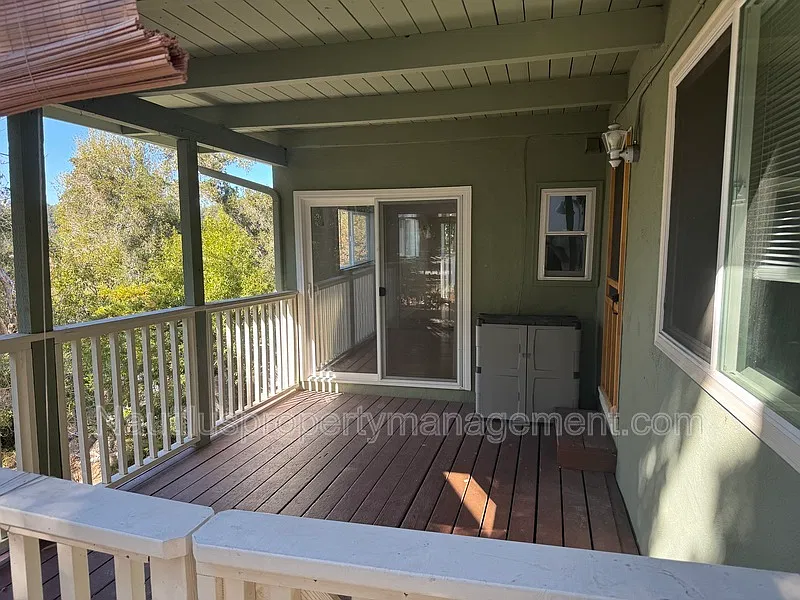 2 bed, 1.0 bath, $2,575 — Photo 2