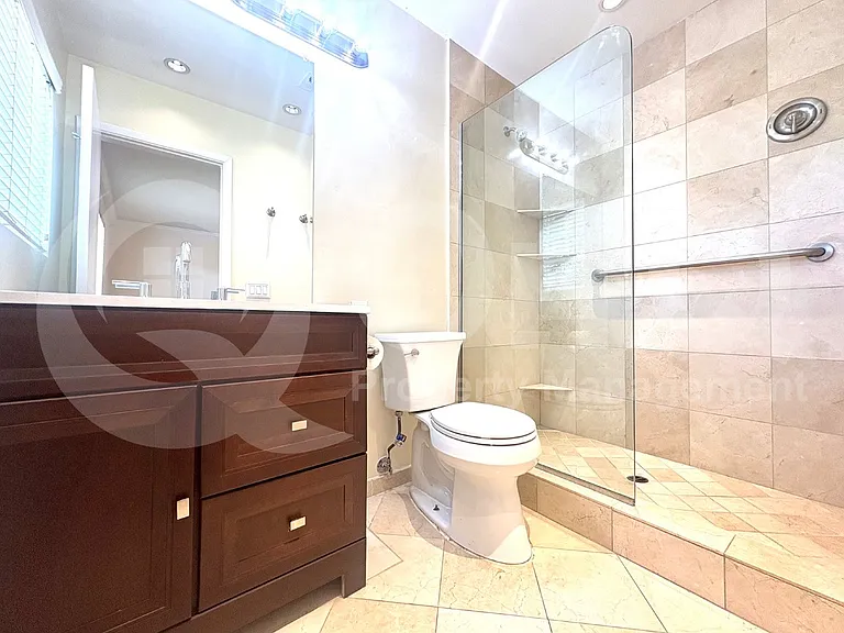 3421 E Camelback Rd — Photo 20