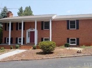 119 Rainbow Dr, Arrington, VA 22922