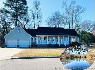 216 Stirling Dr, Lumberton, NC 28358