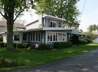 1005 Lakeview Rd, Huron, OH 44839