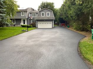 65 Saddle Ridge Dr, Hopewell Junction, NY 12533