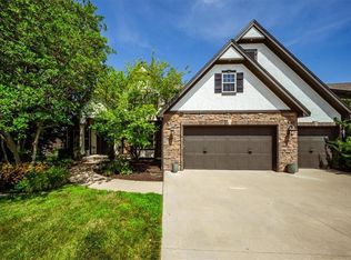 14420 NW 66th St, Parkville, MO 64152
