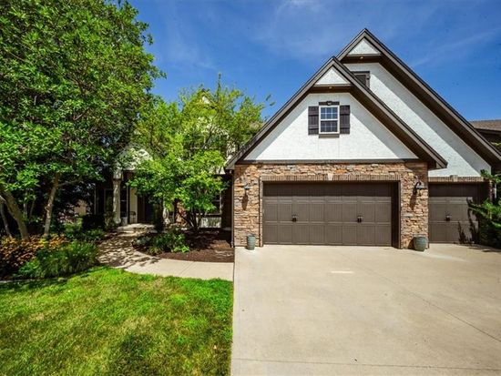 14420 NW 66th St, Parkville, MO 64152