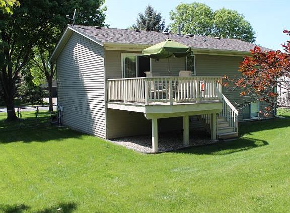 2nd image of 1430 Laurel Ave
