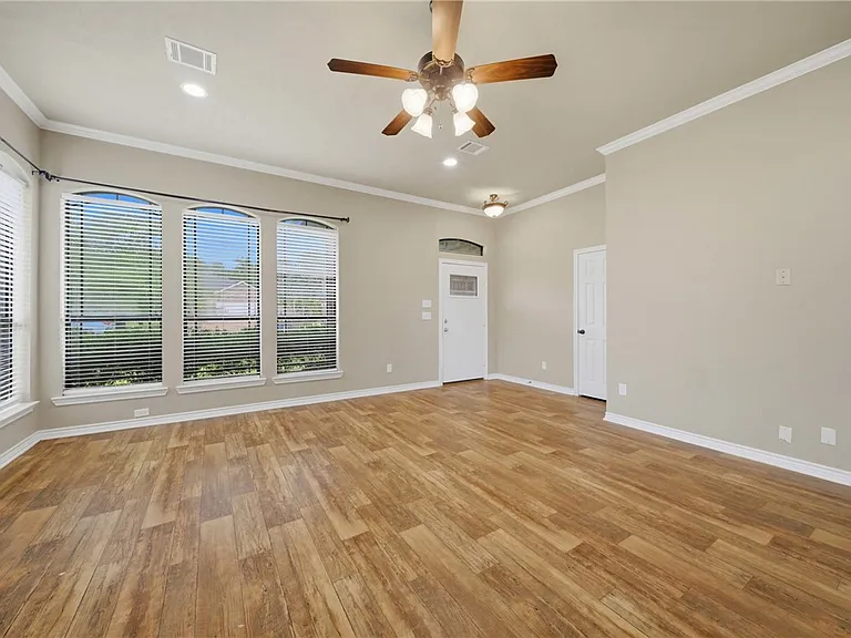 952 Dove Landing Ave — Photo 8