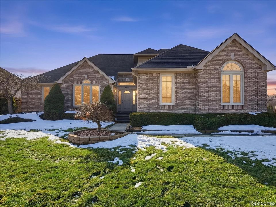 1st image of 2832 Wakefield Dr