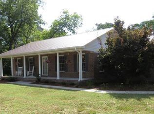 160 Beecher St, Lavonia, GA 30553