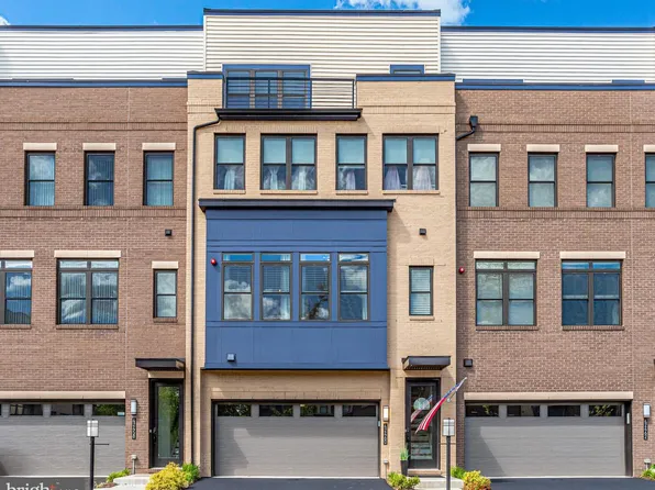 42460 Mildred Landing Sq, Ashburn, VA 20148