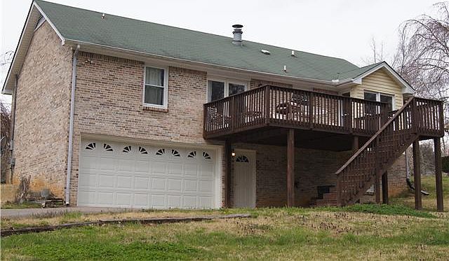 2nd image of 213 Smokey Dr